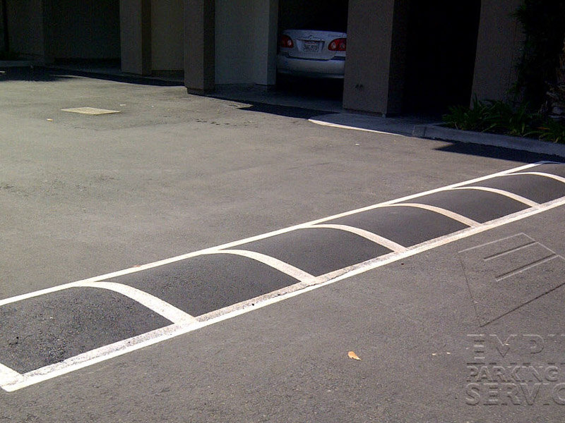 Asphalt Speed Bump, Berm, & Hump Construction & Repair California