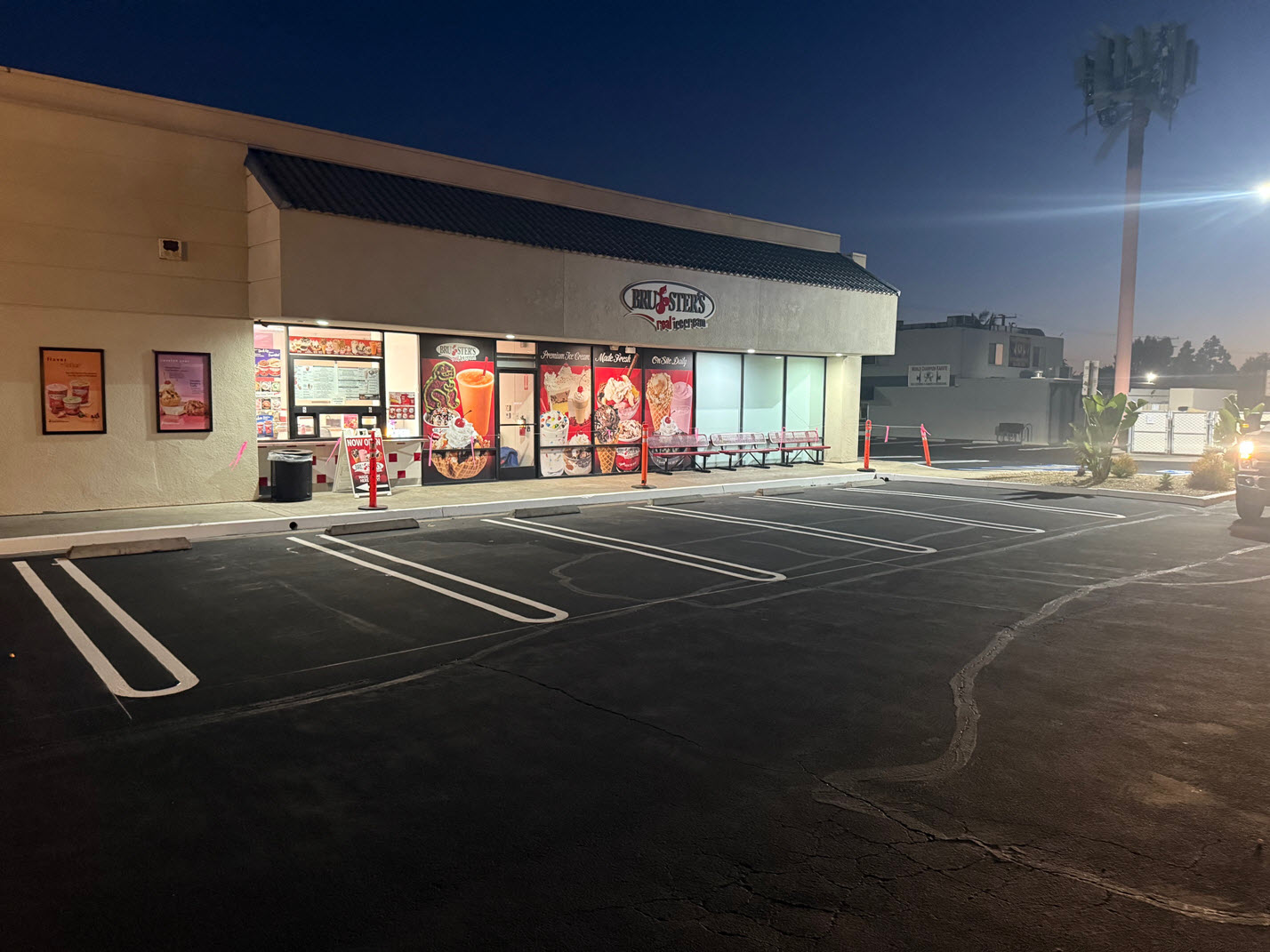 Copy of Redwine CA ENT LLC_ Islands Restaurant_ Orange (25-360) SS (7)