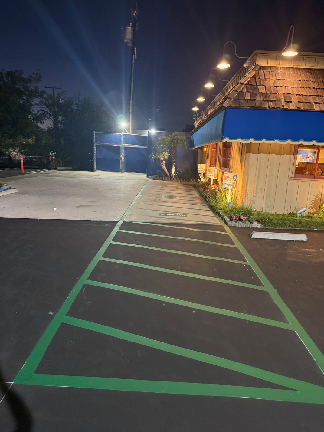 Copy of Redwine CA ENT LLC_ Islands Restaurant_ Orange (25-360) SS (8)