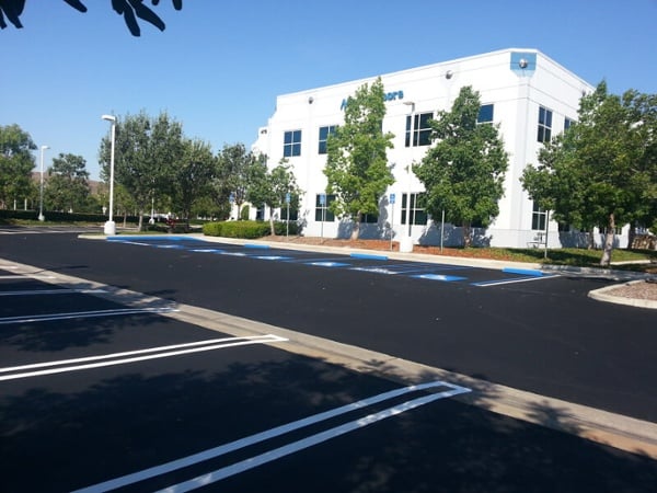 services-parking-lot-maintenance-asphalt-seal-coating-10.jpg