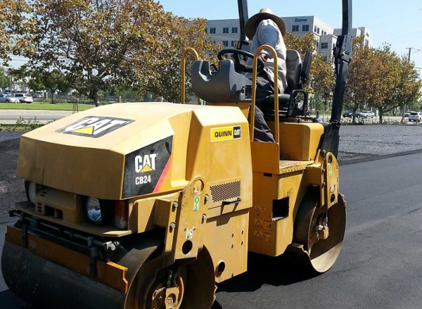 asphalt-repairs-anaheim-california-carls-jr-driving-cat.jpg
