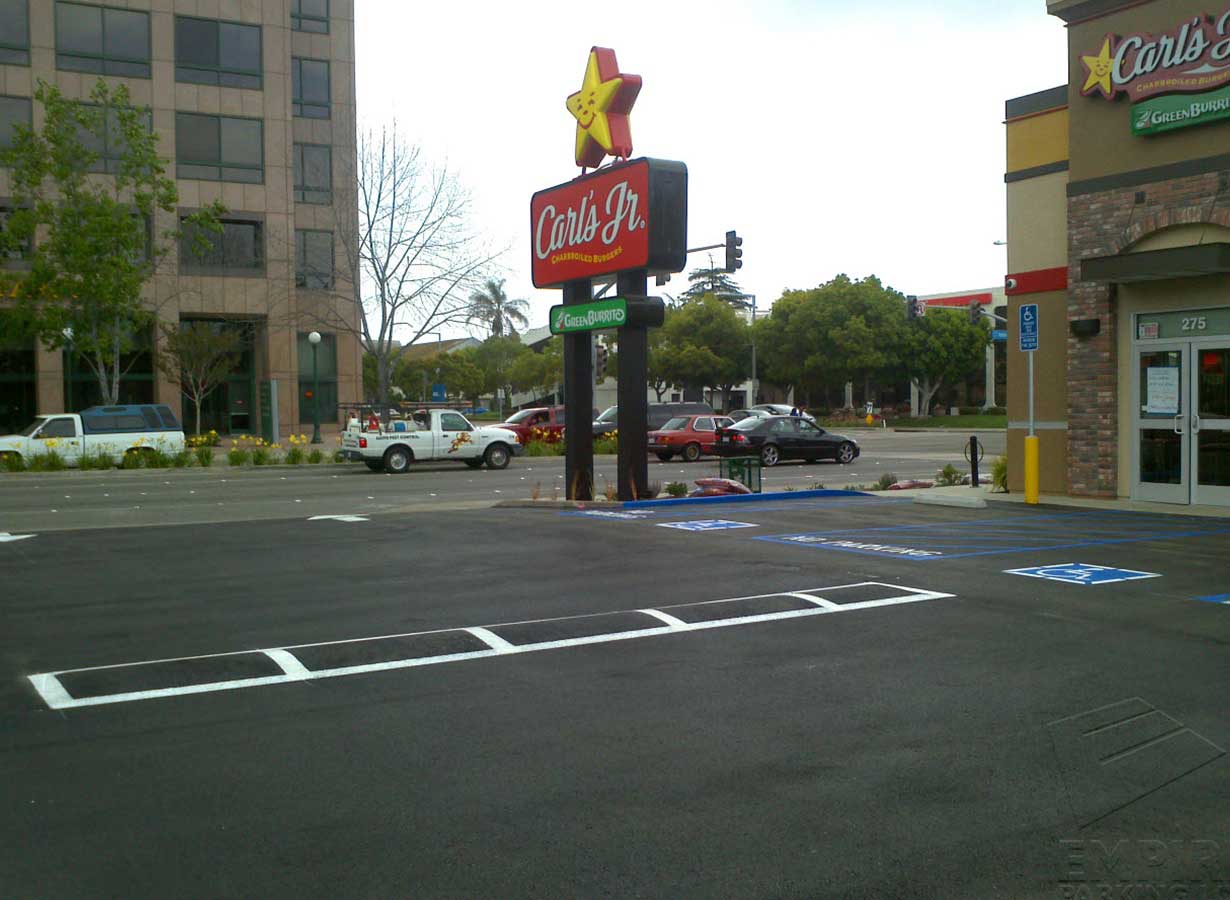 asphalt-repairs-anaheim-california-carls-jr-lot.jpg