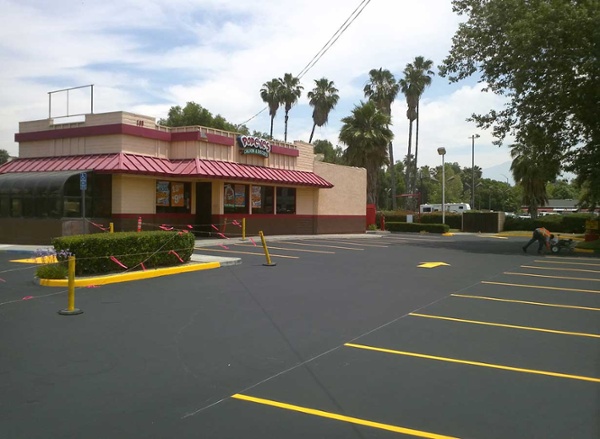 san-bernardino-asphalt-paving-services-parkine-lot.jpg