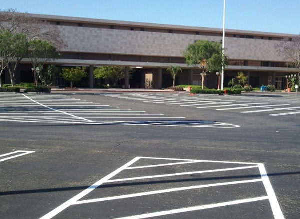 santa-ana-parking-lot-striping-lot.jpg