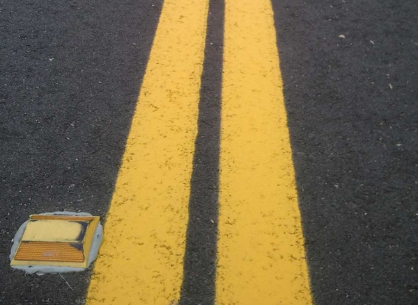 santa-anna-parking-lot-striping-yellow-lines.jpg